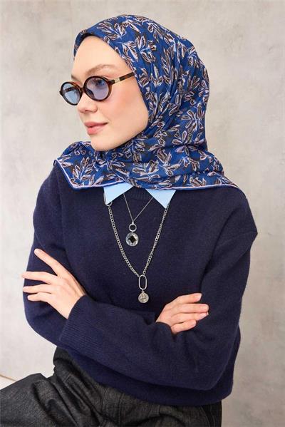 Pamuk Polyester Soft Eşarp Saks Mavisi Çiçek Desenli Kaymaz Dokulu 90x90