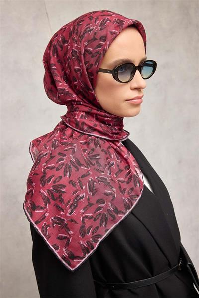 Pamuk Polyester Soft Eşarp Vişne Çiçek Desenli Kaymaz Dokulu Tok Duruşlu 90x90