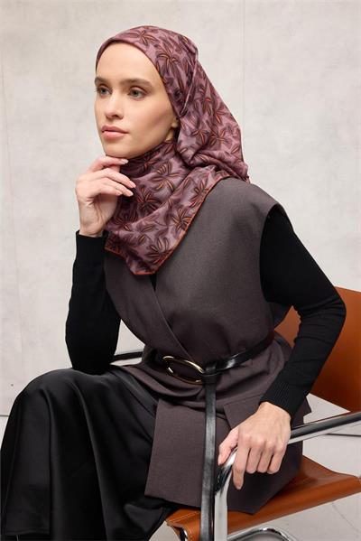 Pamuk Polyester Soft Eşarp Gül Kurusu Flora Desenli Kaymaz Dokulu 90x90