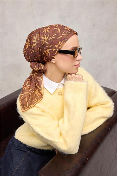 Pamuk Polyester Soft Eşarp Kahverengi Flora Desenli Kaymaz Dokulu 90x90