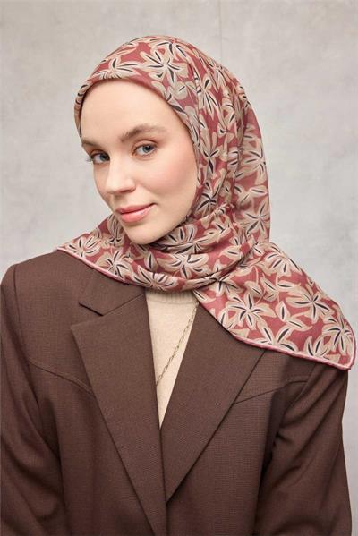 Pamuk Polyester Soft Eşarp Kiremit Flora Desenli Kaymaz Dokulu 90x90