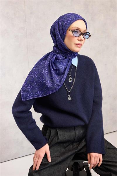 Pamuk Polyester Soft Eşarp Soluk Mor Flora Desenli Kaymaz Dokulu 90x90