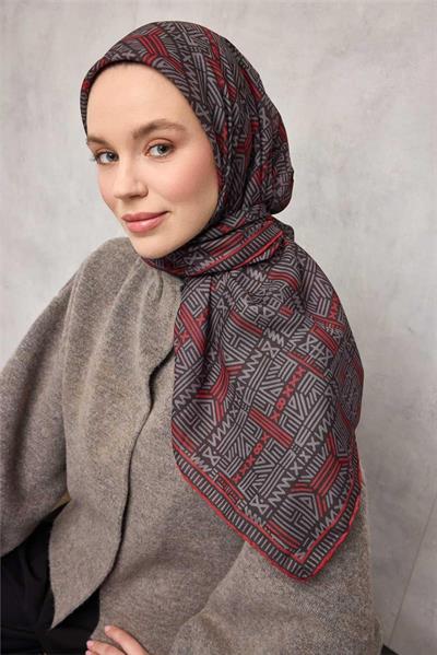 Pamuk Polyester Soft Eşarp Kömür Siyahı Geometrik Desenli Kaymaz Dokulu Tok Duruşlu 90x90