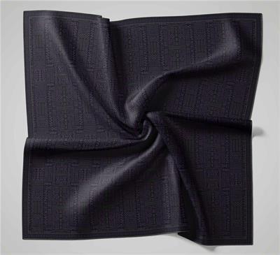 Pamuk Polyester Soft Eşarp Açık Gri Geometrik Desenli Kaymaz Dokulu Tok Duruşlu 90x90