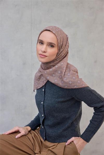 Pamuk Polyester Soft Eşarp Geometrik Desen Koyu Bej 90x90