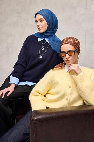 Pamuk Polyester Soft Eşarp Gri Mavi Geometrik Desenli Kaymaz Tok Duruşlu 90x90