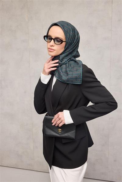 Pamuk Polyester Soft Eşarp Geometrik Desen Dumanlı Siyah 90x90