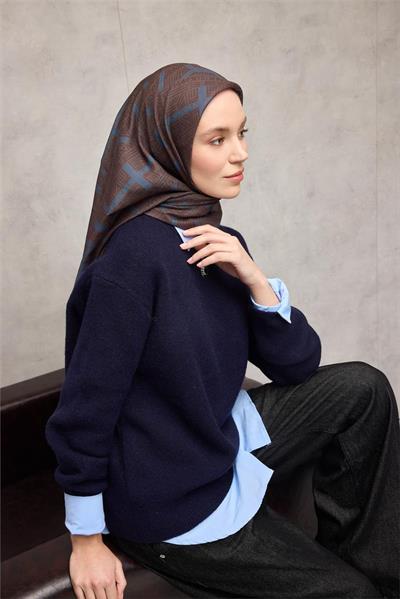 Pamuk Polyester Soft Eşarp Açık Kahverengi Geometrik Desenli Kaymaz Dokulu Tok Duruşlu 90x90