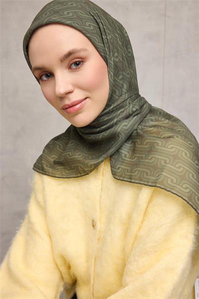 Pamuk Polyester Soft Eşarp Geometrik Desen Zümrüt Yeşili 90x90