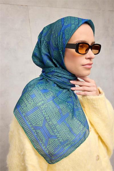 Pamuk Polyester Soft Eşarp Koyu Lacivert Geometrik Desenli Kaymaz Tok Duruşlu 90x90