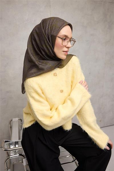 Pamuk Polyester Soft Eşarp Kına Yeşili Geometrik Desenli Kaymaz Tok Duruşlu 90x90