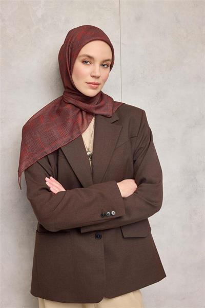 Pamuk Polyester Soft Eşarp Kiremit Geometrik Desenli Kaymaz Dokulu Tok Duruşlu 90x90