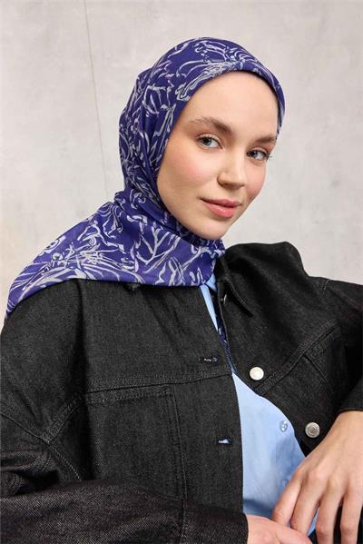 Pamuk Polyester Soft Eşarp Mor Lilium Desenli Kaymaz Dokulu 90x90