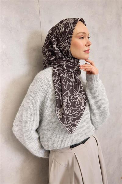 Pamuk Polyester Soft Eşarp Siyah Lilium Desenli Kaymaz Dokulu 90x90