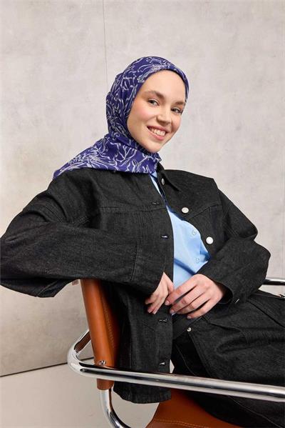 Pamuk Polyester Soft Eşarp Mor Lilium Desenli Kaymaz Dokulu 90x90