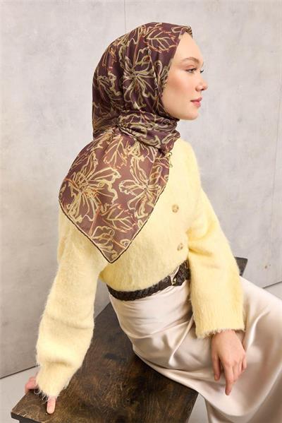 Pamuk Polyester Soft Eşarp Açık Kahverengi Lilium Desenli Kaymaz Dokulu 90x90