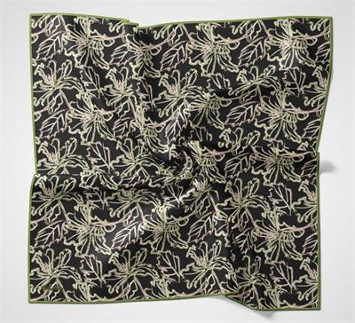 Pamuk Polyester Soft Eşarp Soluk Siyah Lilyum Desenli Tok Duruşlu 90x90