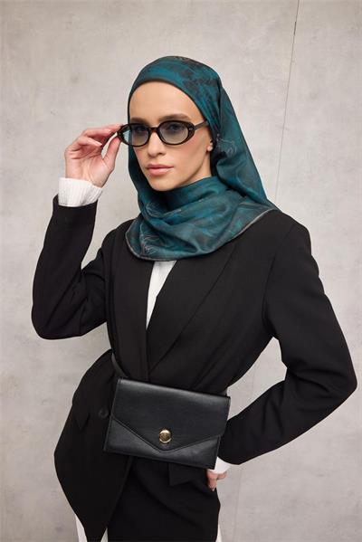 Pamuk Polyester Soft Eşarp Yaprak Desen Petrol Mavi 90x90