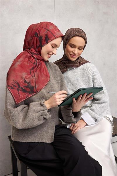 Pamuk Polyester Soft Eşarp Yaprak Desen Kırmızı 90x90