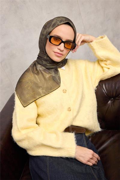 Pamuk Polyester Soft Eşarp Yaprak Desen Asker Yeşili 90x90