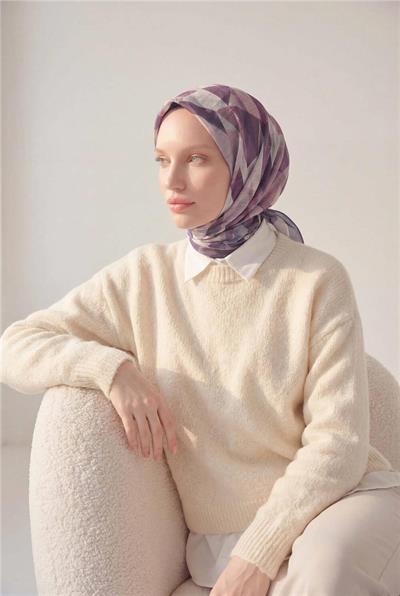 Shiny Dokulu Eşarp Füme Mor-Pudra Tonlu Geometrik Desenli Su Tutmaz Parlak 90x90