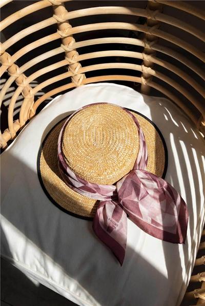 Shiny Dokulu Eşarp Gül Kurusu Pudra Tonlu Geometrik Desenli Su Tutmaz Parlak 90x90