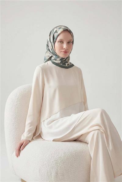 Shiny Dokulu Eşarp Haki Açık Gri Tonlu Geometrik Desenli Su Tutmaz Parlak 90x90