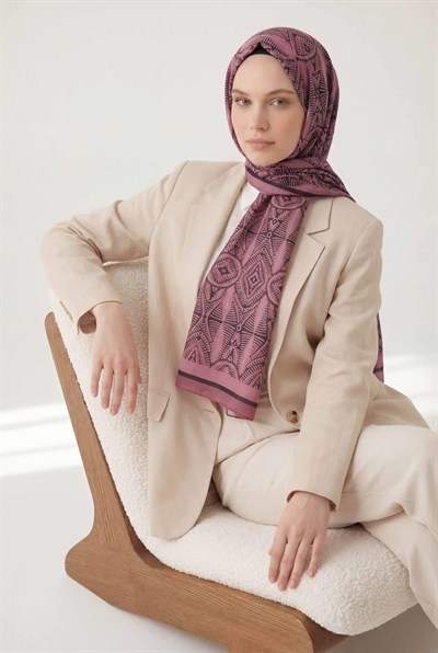 Urban Nature Desen Koyu Pembe  75X195 Soft Şal