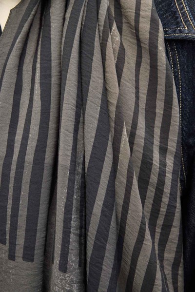 Urban Hours Orya Koyu Gri Mayda Şal 190x70