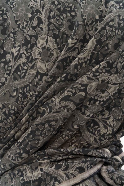 Tencel Monare Eşarp Papatya Desen Soluk Siyah 90X90