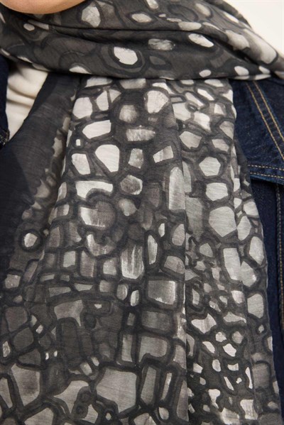 Tencel Monare Şal Siyah Taş Desen 75x195