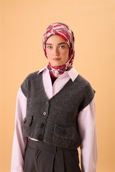 Organik Pamuk İpek Eşarp Narçiçeği-Bordo Desenli Kaymaz Dokulu Akışkan Duruşlu 90x90