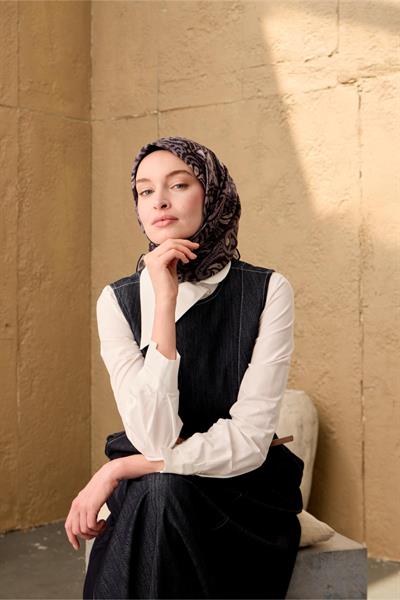 İnce Pamuk Soft Eşarp Siyah-Nescafe Pastel Mor Desenli Nefes Alan Tok Duruşlu 90x90