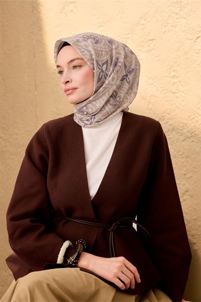 İnce Pamuk Soft Eşarp Vizon-Bej Pastel Mor Desenli  Nefes Alan Tok Duruşlu 90x90