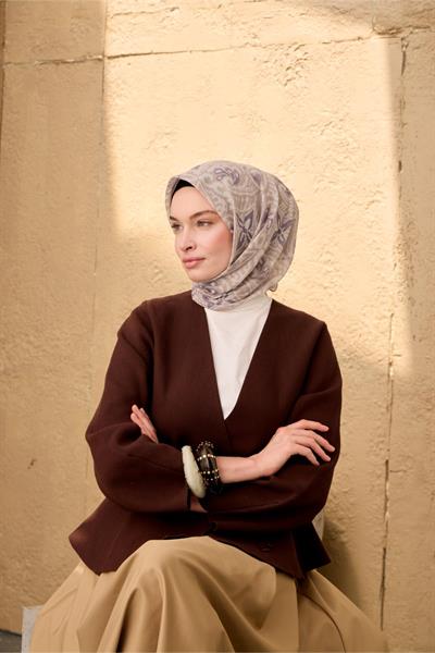 İnce Pamuk Soft Eşarp Vizon-Bej Pastel Mor Desenli  Nefes Alan Tok Duruşlu 90x90