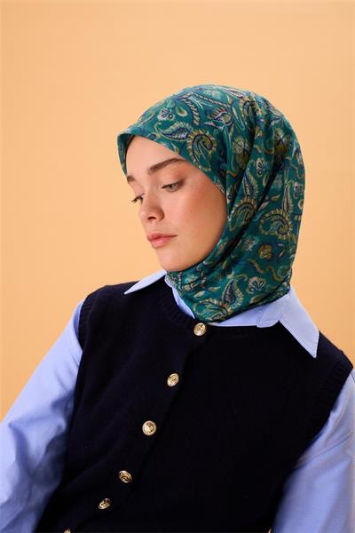 İnce Pamuk Soft Eşarp Patina Yeşili-Butter Yellow Desenli Kaymaz Dokulu Tok Duruşlu 90x90