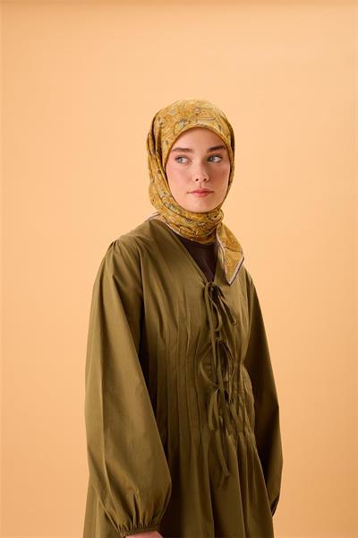 İnce Pamuk Soft Eşarp Koyu Turuncu-Su Yeşili Desenli Kaymaz Dokulu Tok Duruşlu 90x90