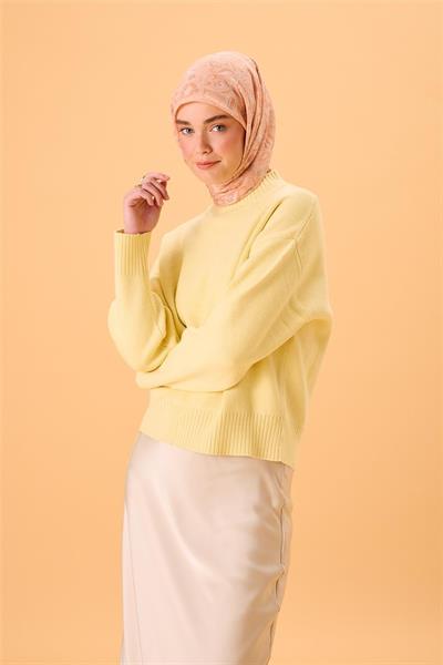 İnce Pamuk Soft Eşarp Yavruağzı-Ekru Desenli Kaymaz Dokulu Tok Duruşlu 90x90