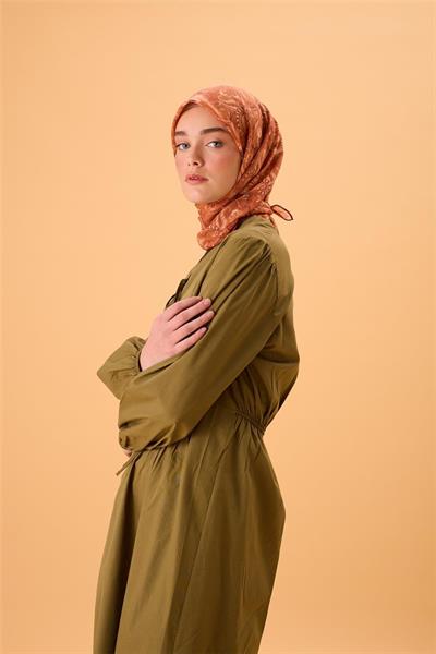 İnce Pamuk Soft Eşarp Koyu Turuncu-Kiremit Desenli Kaymaz Dokulu Tok Duruşlu 90x90