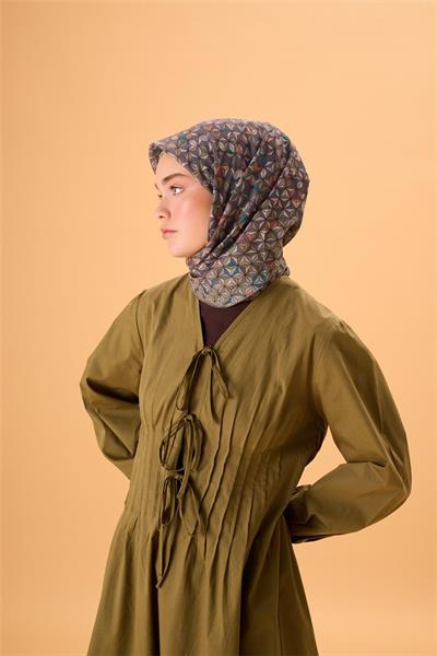 İnce Pamuk Soft Eşarp Çimen Yeşili Patina Turuncu Gri Desenli Kaymaz Dokulu Tok Duruşlu 90x90
