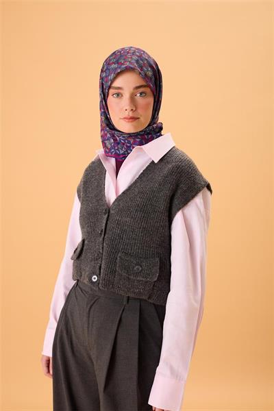 İnce Pamuk Soft Eşarp Mor-Fıstık Yeşili-Gri-Fuşya Desenli Nefes Alan Kaymaz Dokulu 90x90