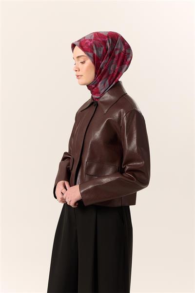 İnce Pamuk Soft Eşarp Çilek Kırmızısı-Gri Desenli Kaymaz Dokulu Tok Duruşlu 90x90