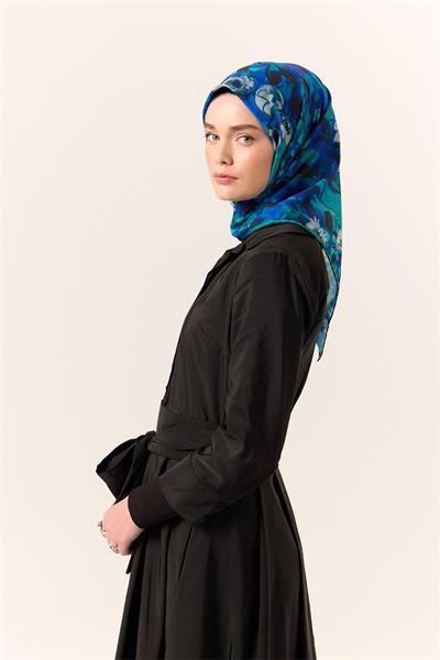 İnce Pamuk Eşarp Patina Yeşili Gece Mavisi Desenli Kaymaz Tok Duruşlu 90x90