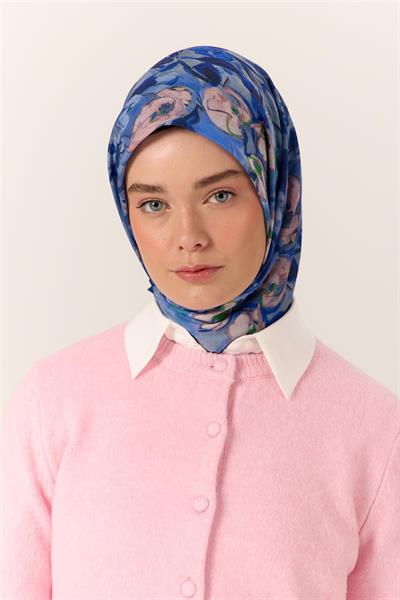 İnce Pamuk Soft Eşarp Saks-Pudra Desenli Kaymaz Dokulu Tok Duruşlu 90x90