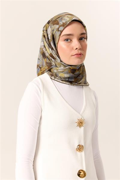 İnce Pamuk Soft Eşarp Gri-Yağ Yeşili Desenli Kaymaz Dokulu Tok Duruşlu 90x90