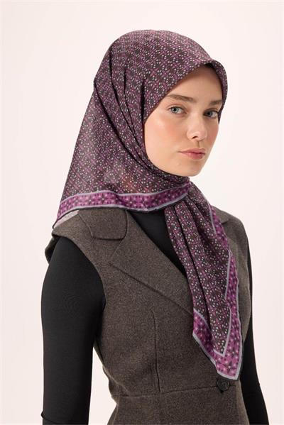 İnce Pamuk Soft Eşarp Siyah-Erguvan Gri Desenli Kaymaz Dokulu Nefes Alan 90x90