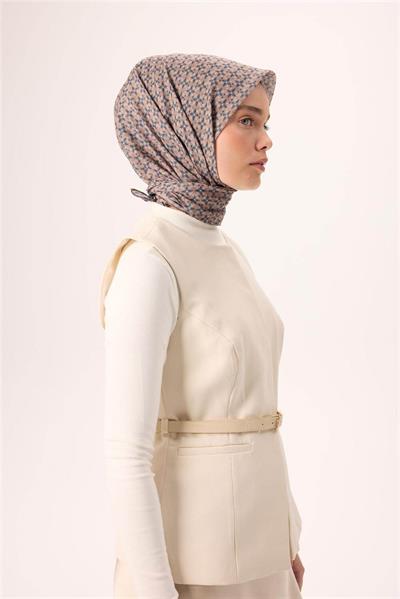 İnce Pamuk Soft Eşarp Gece Mavisi-Vizon Krem Desenli Kaymaz Dokulu Nefes Alan 90x90