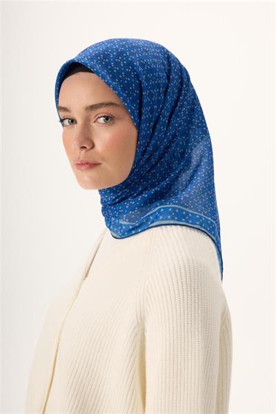 İnce Pamuk Soft Eşarp Mavi-Lacivert Desenli Tok Duruşlu Kaymaz 90x90