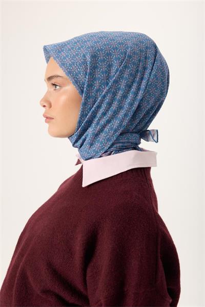 İnce Pamuk Soft Eşarp Bebe Mavisi-Gümüş Desenli Tok Duruşlu Kaymaz 90x90