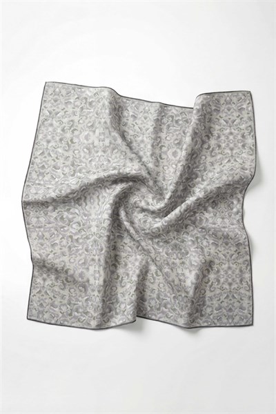 Pamuk Karışımlı Soft Eşarp Sis Motif Desen Uçuk Gri 90X90
